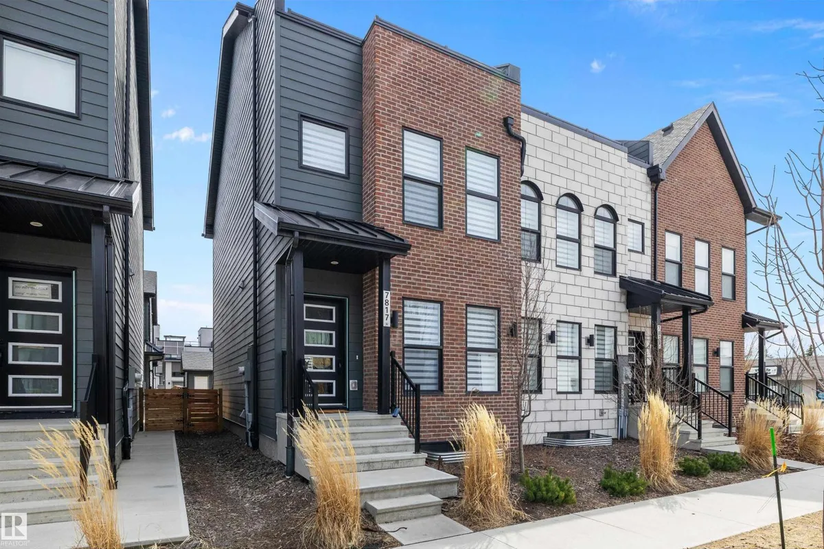 7817 YORKE RD NW exterior