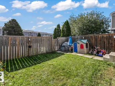 1040 Lakewood RD N NW photo 32