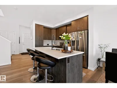 1623 PLUM CI SW photo 12