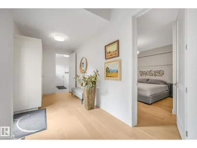 11247 71 AV NW photo 20