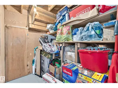 6107 146 AV NW photo 36