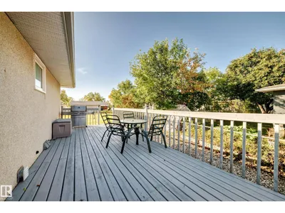 6107 146 AV NW photo 38