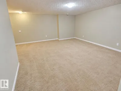 #16 604 62 ST SW photo 14