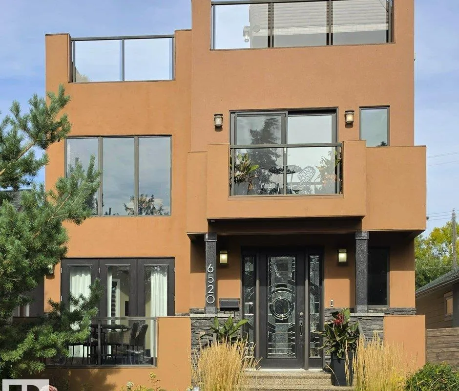 6520 111 AV NW exterior