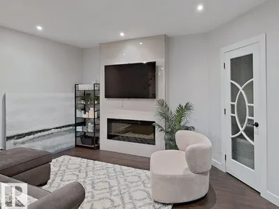 6520 111 AV NW photo 47
