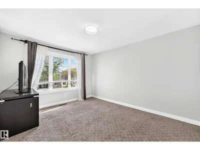 12212 124 ST NW photo 21