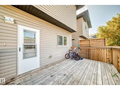 12212 124 ST NW photo 40
