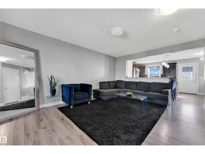 #22 4205 30 ST NW photo 9