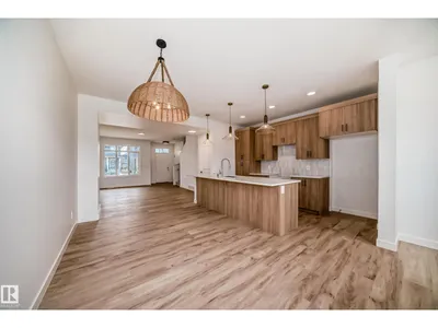 2622 62 ST SW photo 5