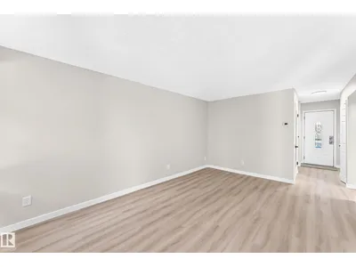 2343 139 AV NW photo 18