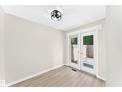 2343 139 AV NW photo 10