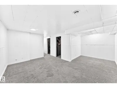 2343 139 AV NW photo 36