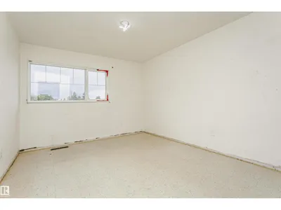 13407 82 ST NW photo 30