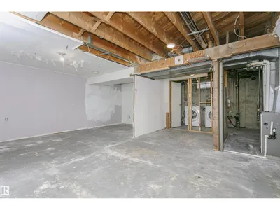 13407 82 ST NW photo 39