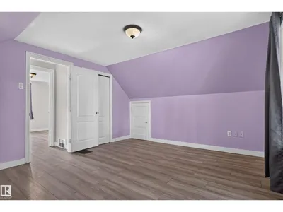 11549 88 ST NW photo 17