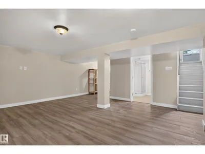 11549 88 ST NW photo 20