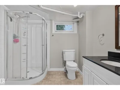 11549 88 ST NW photo 22