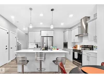 2415 194 ST NW photo 7
