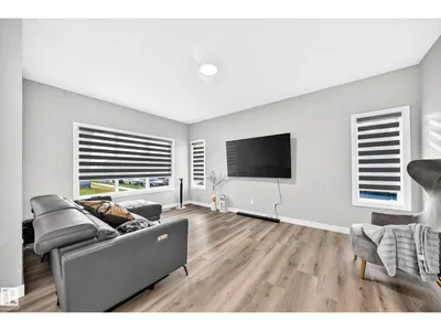 2415 194 ST NW photo 14