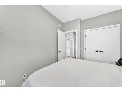 2415 194 ST NW photo 33