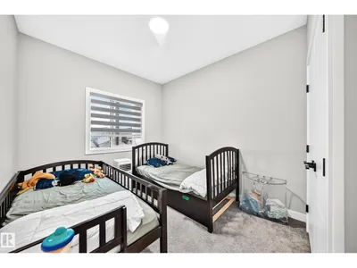 2415 194 ST NW photo 30