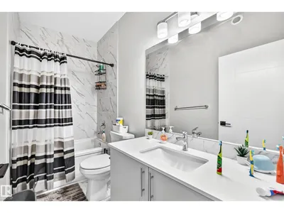 2415 194 ST NW photo 34