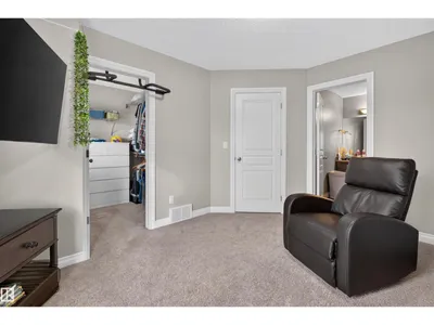 5110 168A AV NW photo 17
