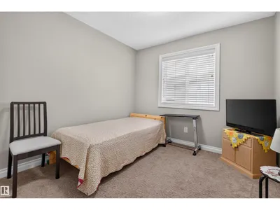 5110 168A AV NW photo 21