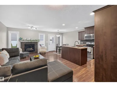 5110 168A AV NW photo 27