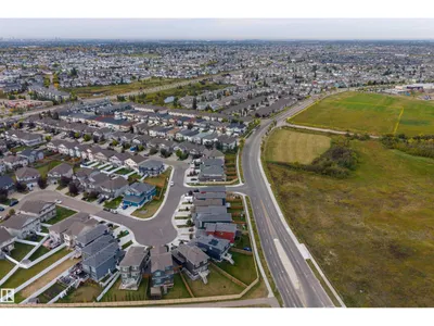 5110 168A AV NW photo 37