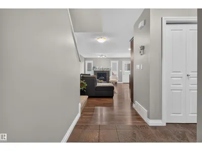 5110 168A AV NW photo 4