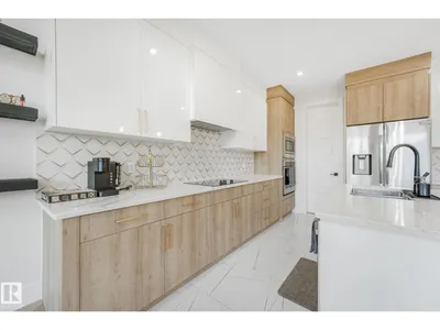 6608 51 AV photo 24