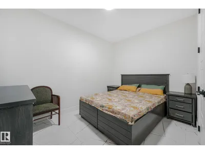 6608 51 AV photo 32