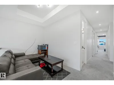 6608 51 AV photo 40