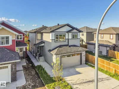 6608 51 AV photo 6