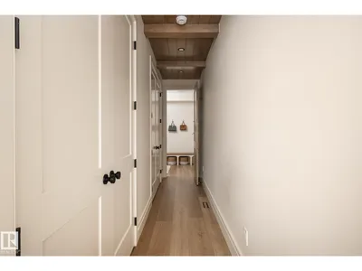 211 DEER PARK BV photo 25