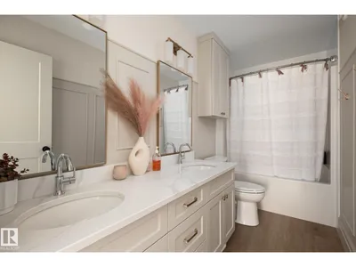 211 DEER PARK BV photo 40