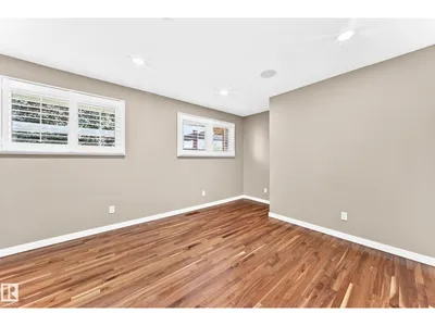 6307 92A AV NW photo 25