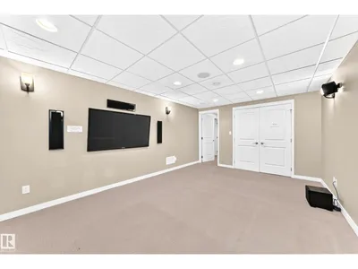 6307 92A AV NW photo 31