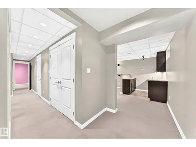 6307 92A AV NW photo 37