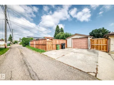 6307 92A AV NW photo 56