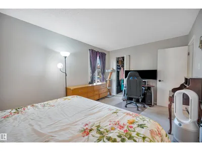 15017 26 ST NW photo 26