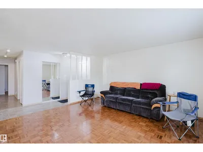 212 Homestead CR NW photo 9