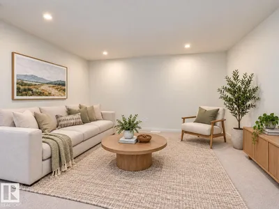 2427 206 ST NW photo 4
