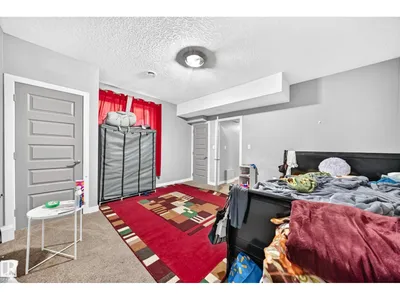 12730 118 ST NW photo 37