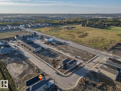 19511 30 AV NW photo 43