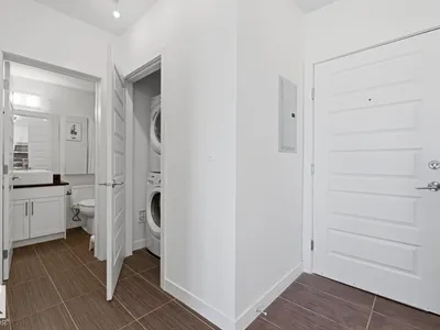 #931 5151 WINDERMERE BV SW photo 6