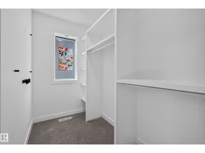 11207 75 AV NW photo 31