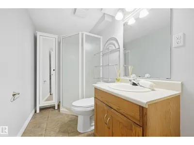 10440 16 Avenue NW photo 25