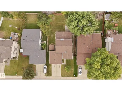 10440 16 Avenue NW photo 34